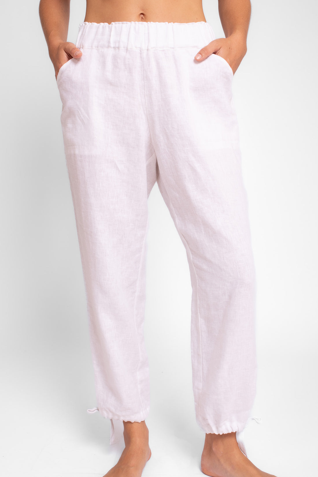 White Side Detail Linen Pant