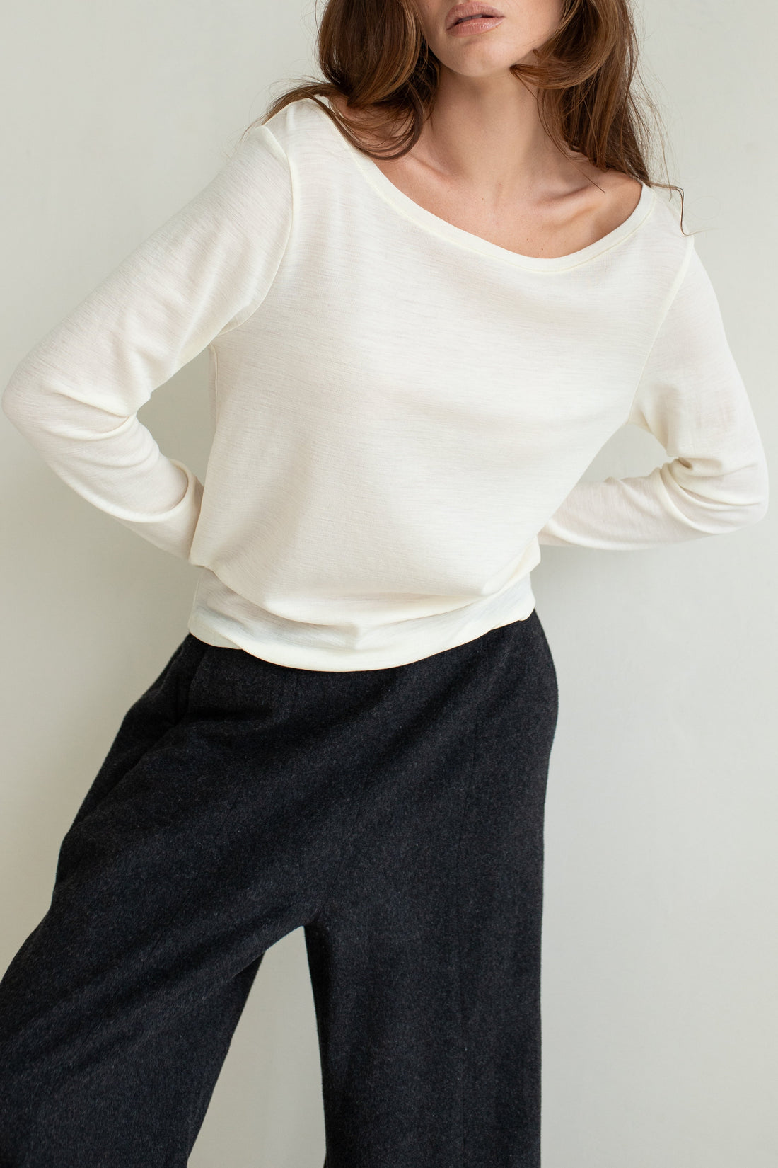 VÆNN Baby Wool Long Sleeve Wide Neck Crew Double Cream